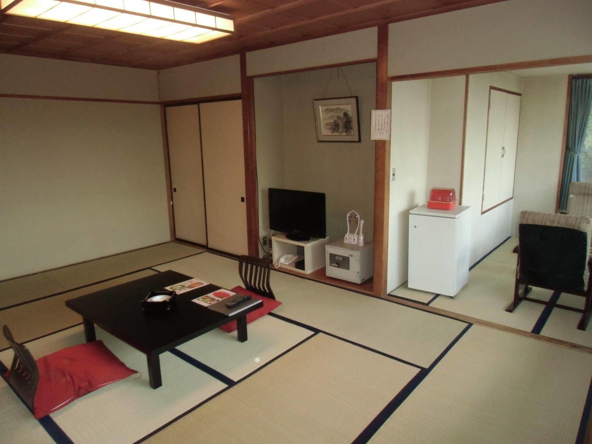 Hotel Housei Yamanouchi  Exterior photo